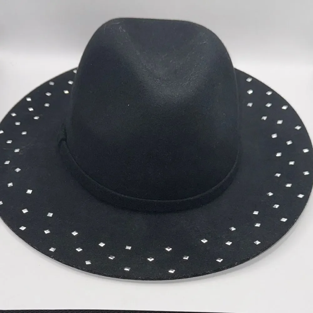Black Studded wool Women's Hat